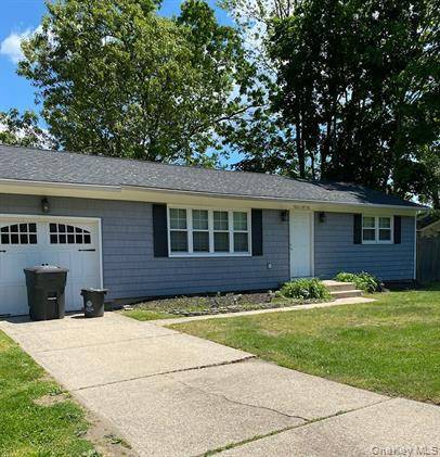 Thoughtfully Renovated Ranch with Modern Touches in Sachem School District Welcome to this beautifully updated 2 bedroom ranch, perfectly situated on a spacious 1 4 acre lot.