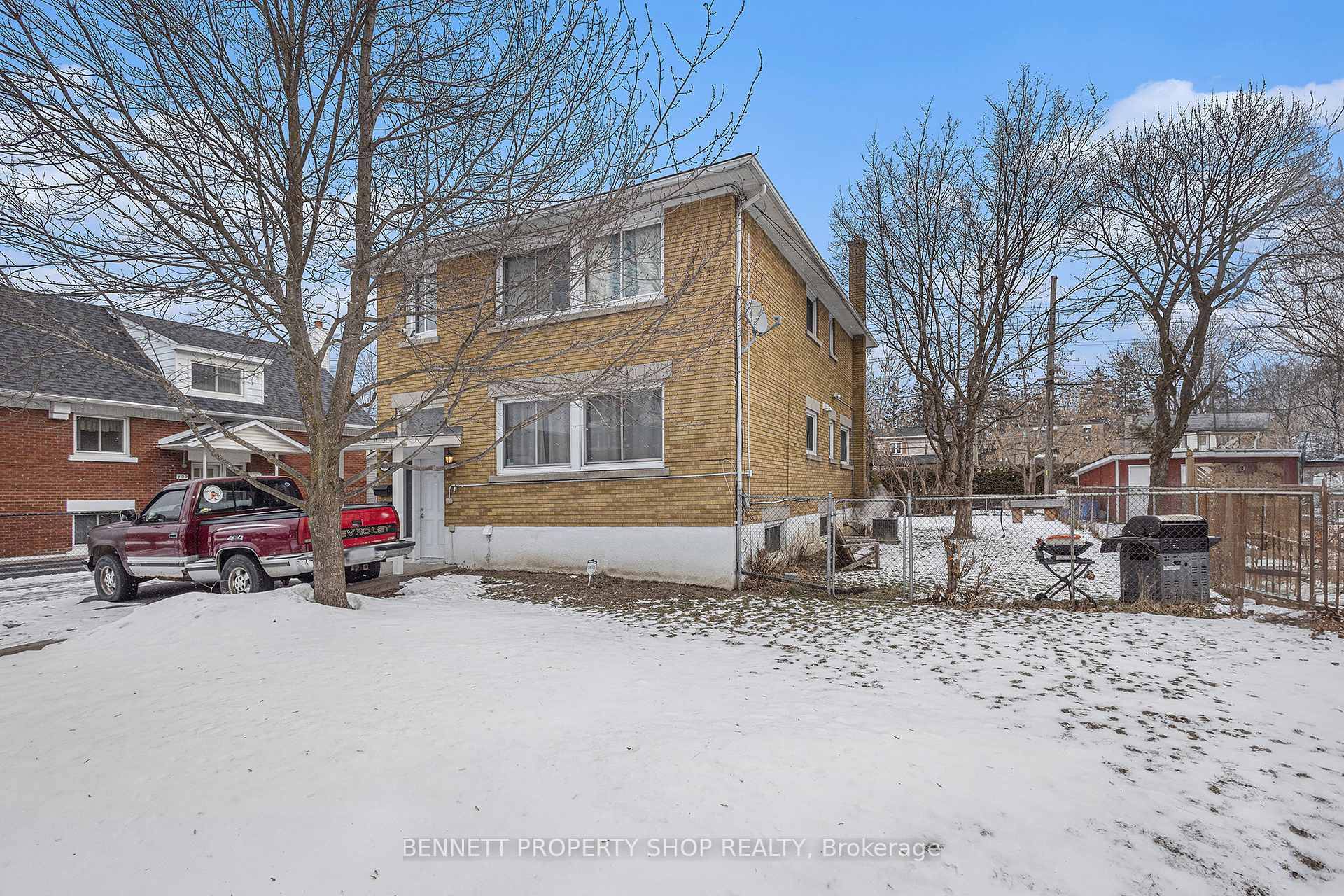 Step into timeless elegance with this mid century purpose built triplex at 713 Morgan Street, Ottawa a rare gem, blending classic charm with modern convenience in vibrant Vanier.