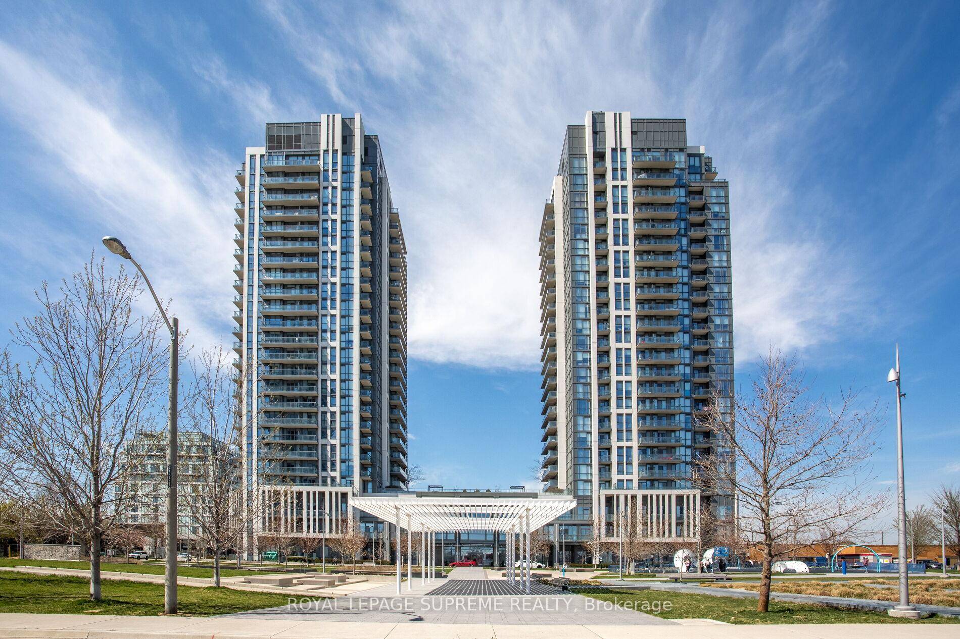 This stunning 2 bedroom, 2 bath condo features a smart, open concept layout with soaring 9' ceilings and floor to ceiling windows that flood the space with natural light.