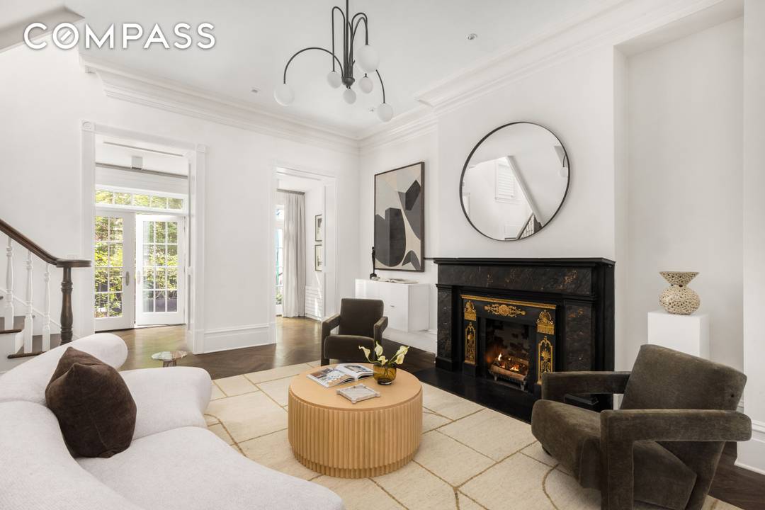 An Architectural Masterpiece on Chelsea s Most Storied Block A rare opportunity to own a landmark townhouse on one of New York s most beautiful and sought after streets Cushman ...