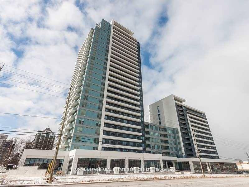 Welcome to 7890 Bathurst Street, where style and convenience meet in this bright and spacious 1 bedroom plus den condo.