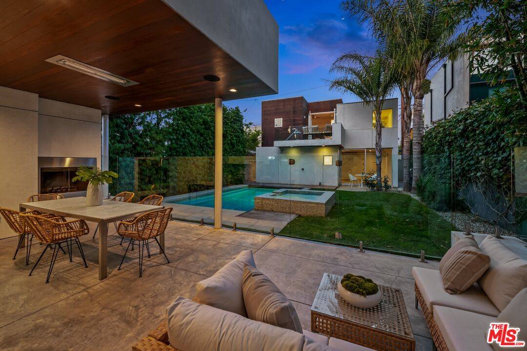 714   California Ave 4BR Marina Del Rey La
