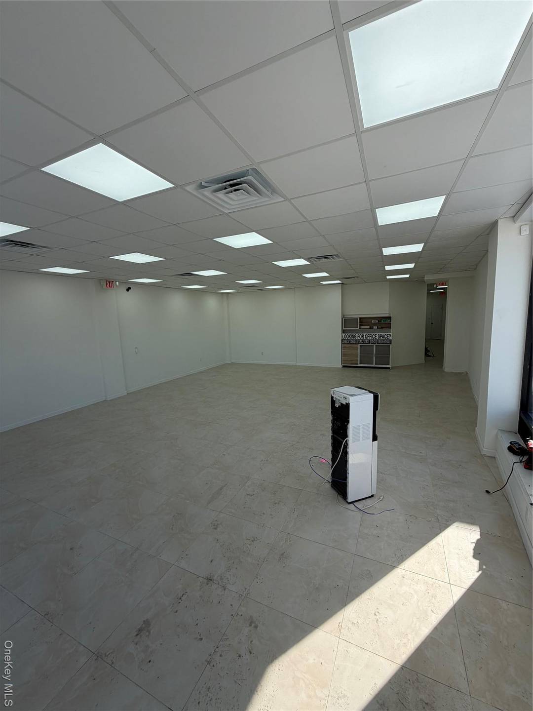 Spacious 2, 000 sq. ft Retail store in prime Lynbrook right on Sunrise Highway Located in a high visibility area.