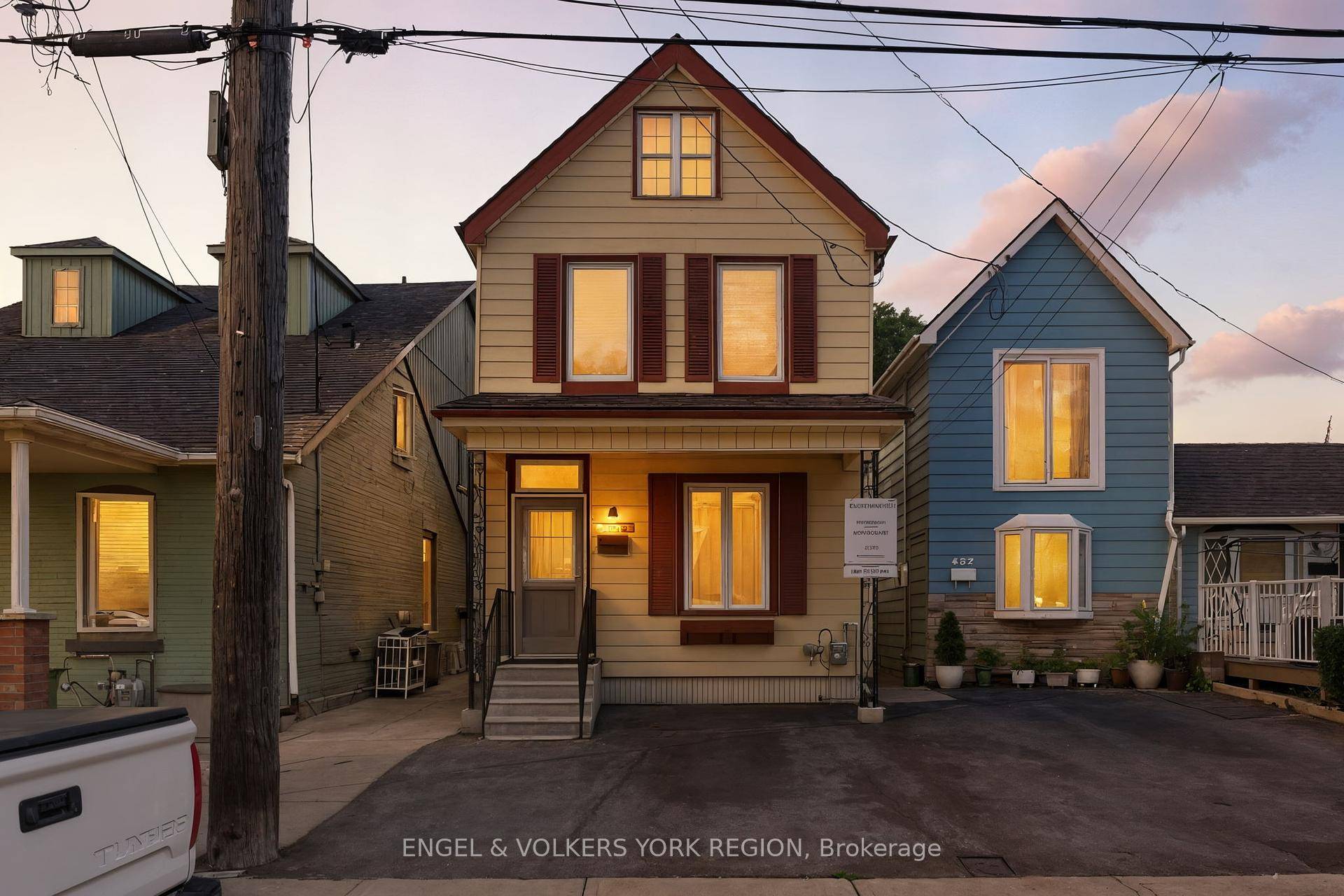 Charming 2. 5 storey home in Hamiltons sought after North End community.