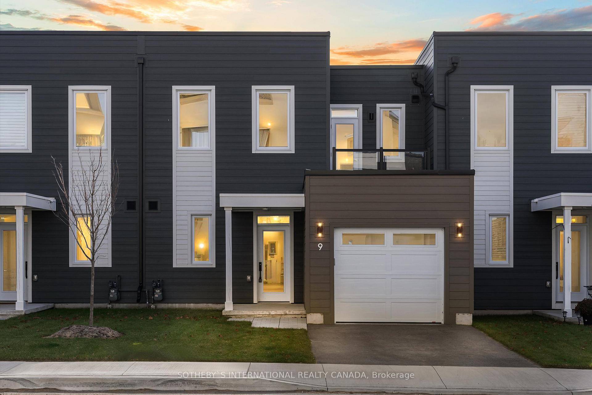Seeking A Waterfront Community Lifestyle Without The Work ?