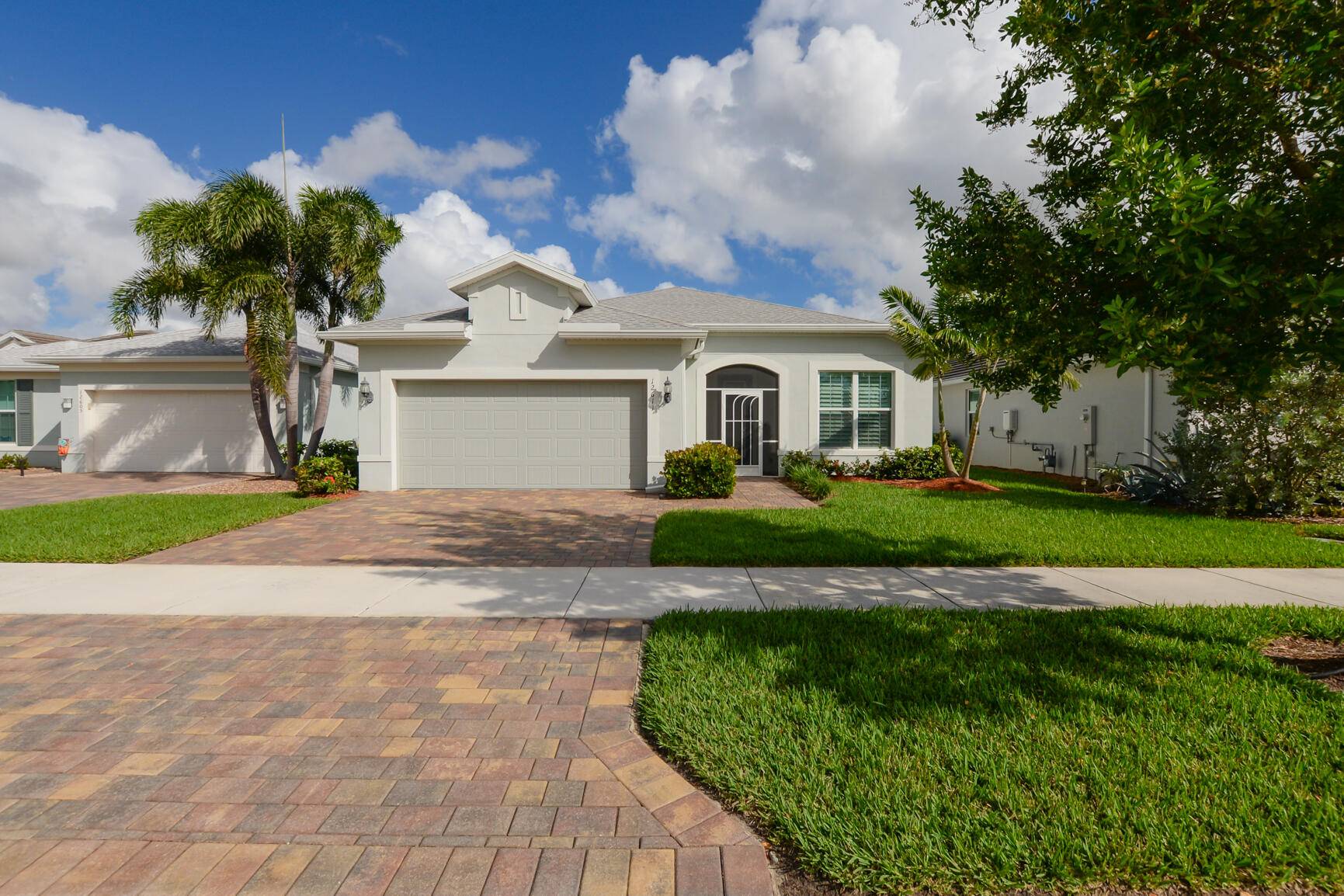 Beautiful Home in Del Webb at Tradition 55 Community.