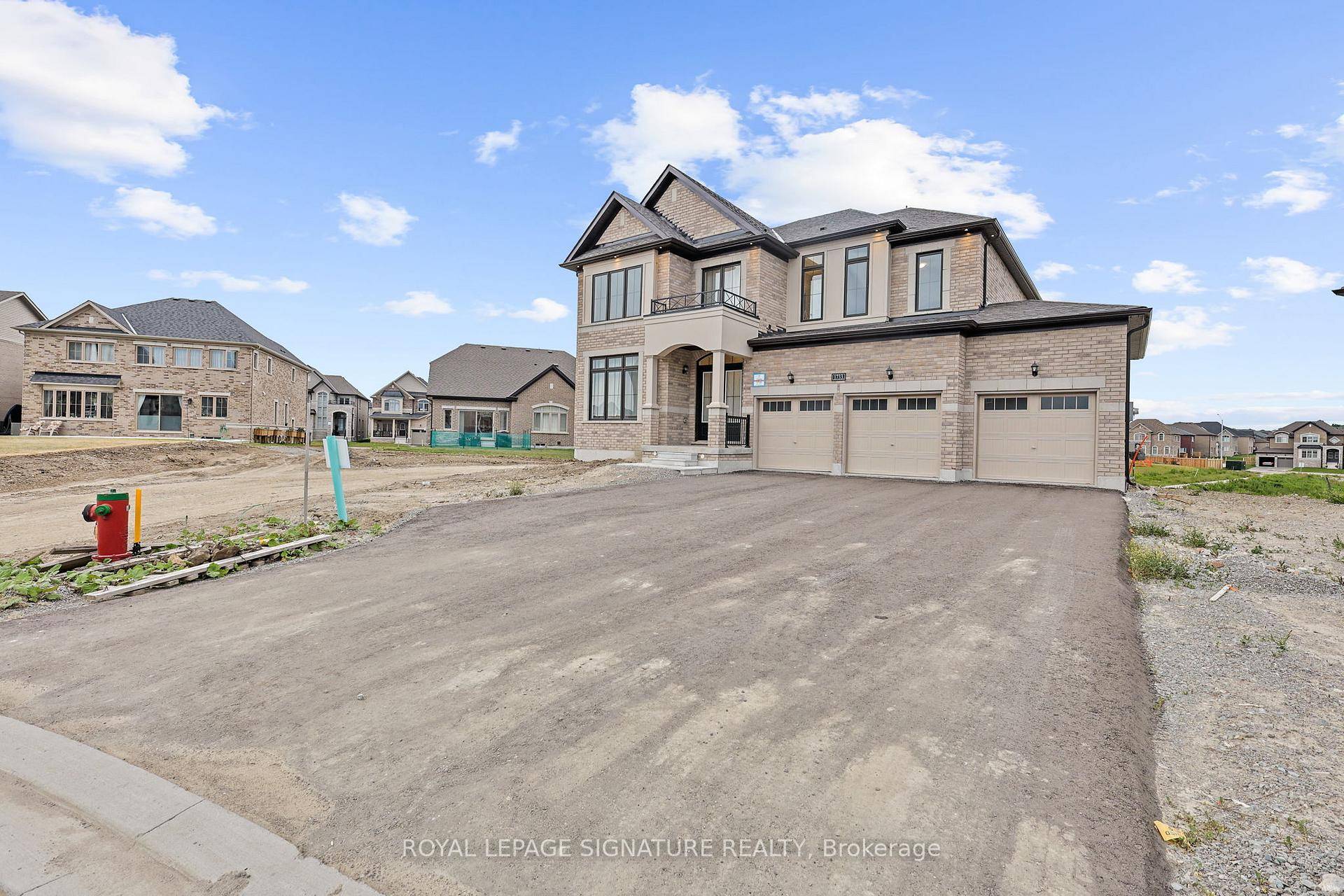One of a kind luxury home in Belle Aire Shores the only property on the street with a 3 cargarage and oversized pie shaped lot, tucked away on a quiet ...