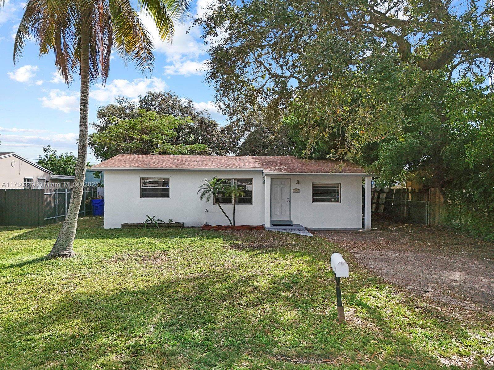 Welcome to this delightful 3 bedroom, 1 bathroom single family home nestled in the heart of Hollywood.