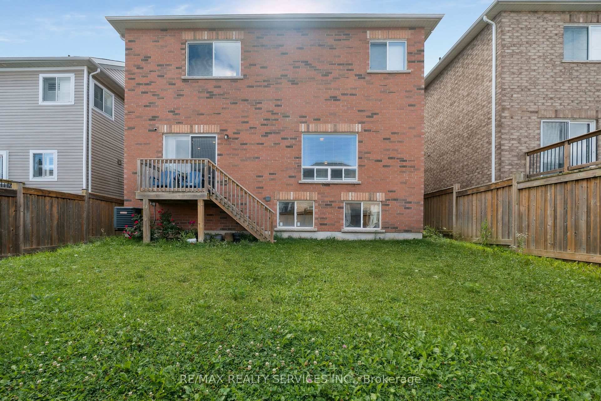 This is a very well maintained and well kept beautiful 4 bedroom fully detached home with 4 bedrooms, two separate entrance to basement which is complete with a separate bedrooms, ...
