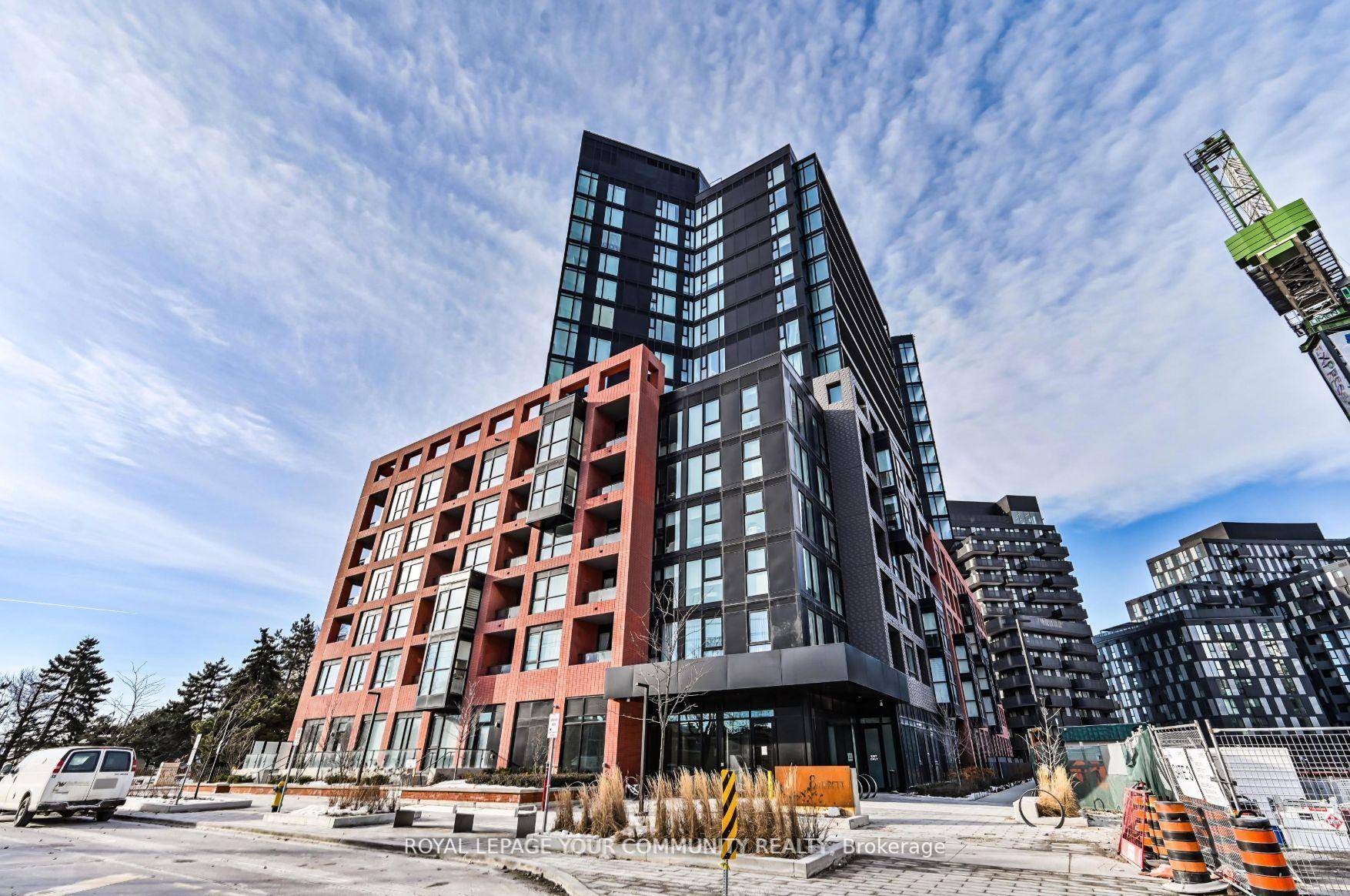 Exceptional 3 Bedroom Study Corner Unit 2 Luxurious Bathrooms 2 Side by Side Parking Spots 2 Bike Racks 1 Locker Spanning 1, 234 Sq.