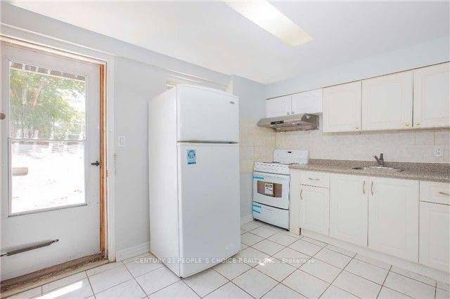Available from July 1st. Please contact Muhammad Siddiqi at 416 702 8214 1 bedroom and 1 kitchen entrence at the rear of the unit