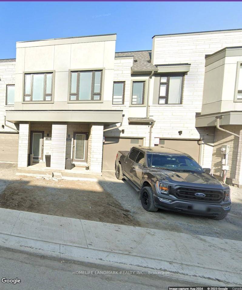 Great Opportunity To Live In 2yrs New Gorgeous amp ; Spacious Three 3 Bedrooms Home.