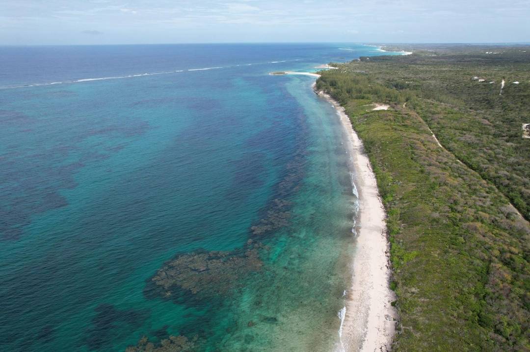OLD BANKS ROAD Land Eleuthera