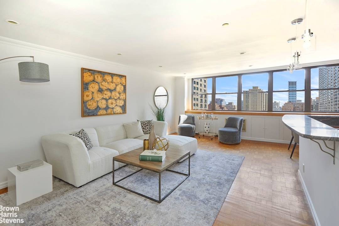 Back on the market A high floor two bedroom, two bathroom home in move in condition with a low monthly maintenance of only 2, 081.