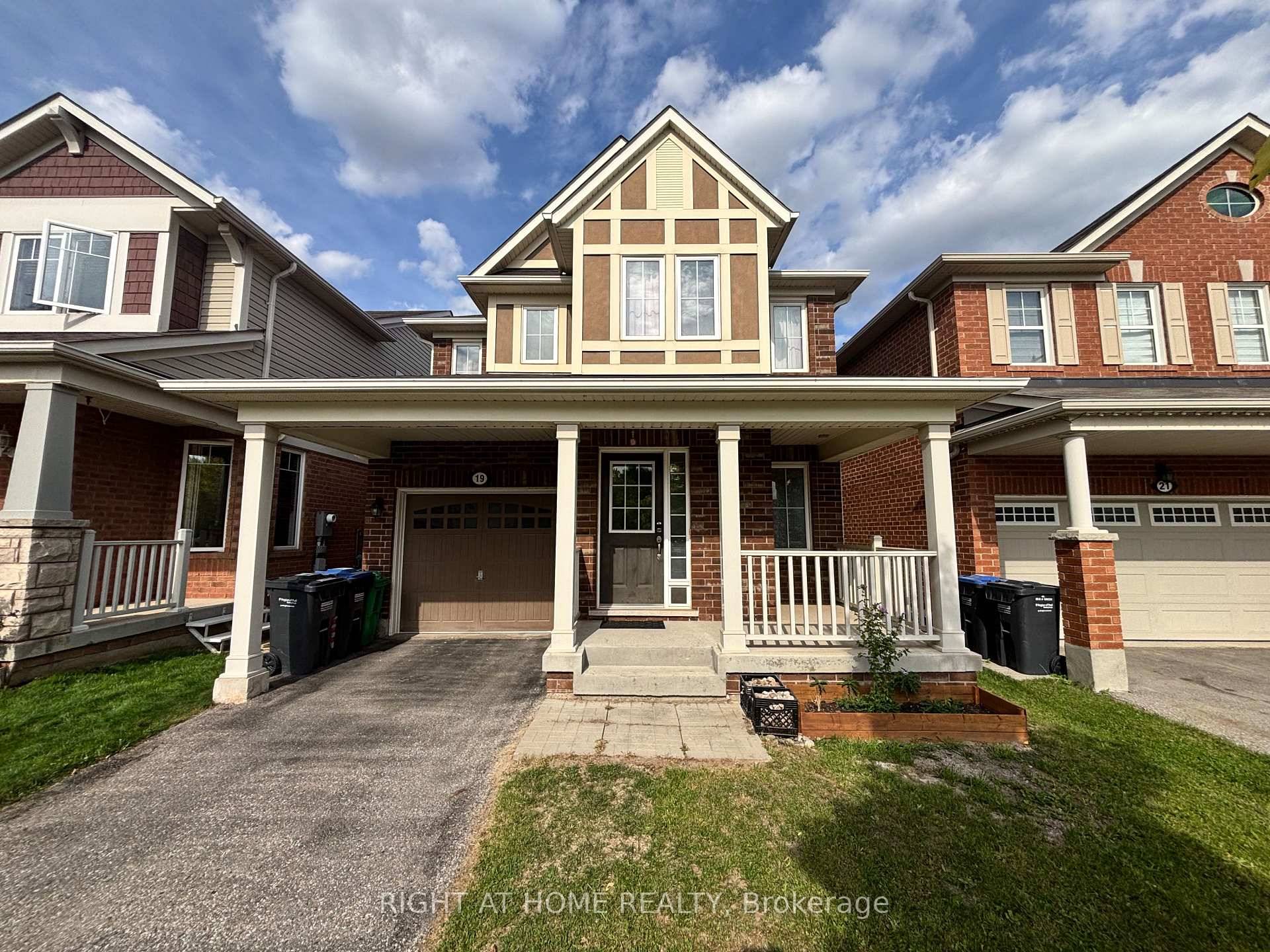 Mattamy built freehold townhouse in the sought after Mount Pleasant community.