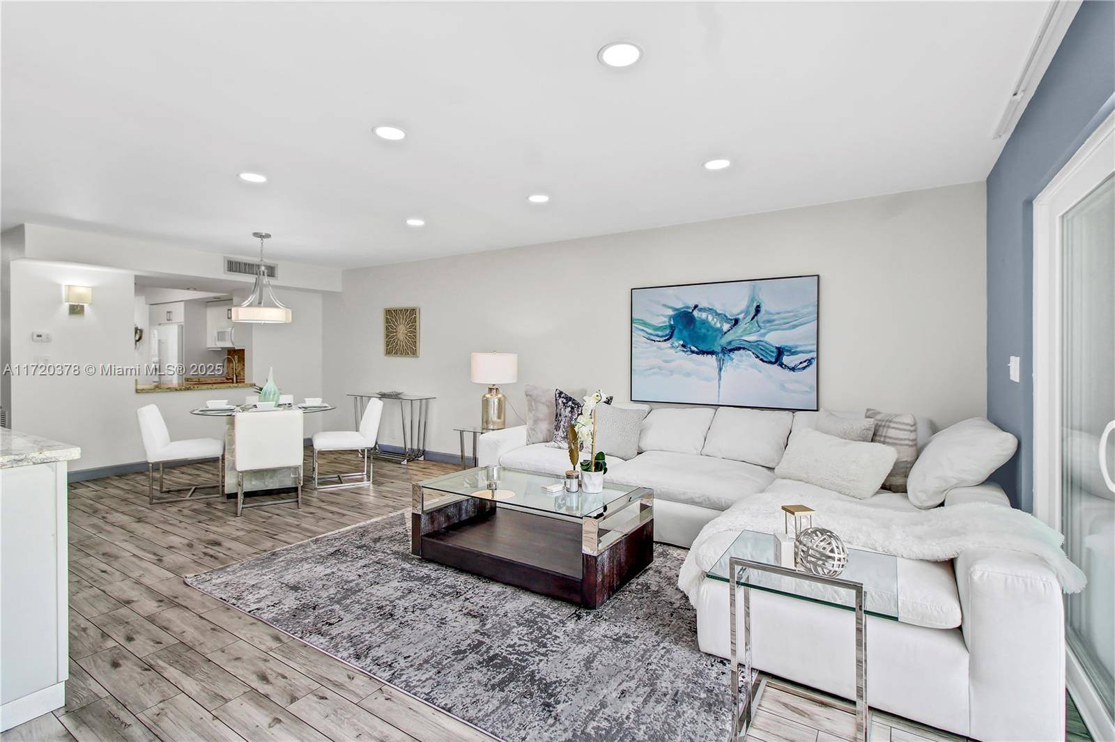 Delvista Townhouse in Aventura !