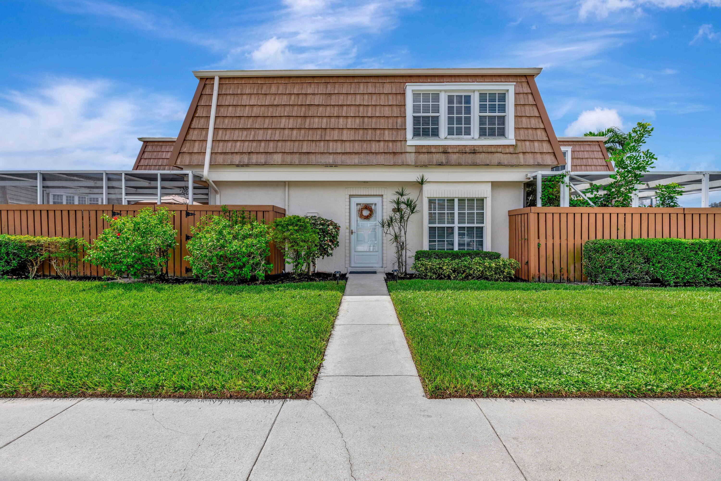 This beautiful CBS 3 2. 5 townhouse in Winchester Courts is centrally located close to Gardens mall, restaurants, beaches, I95, Turnpike, and so much more.