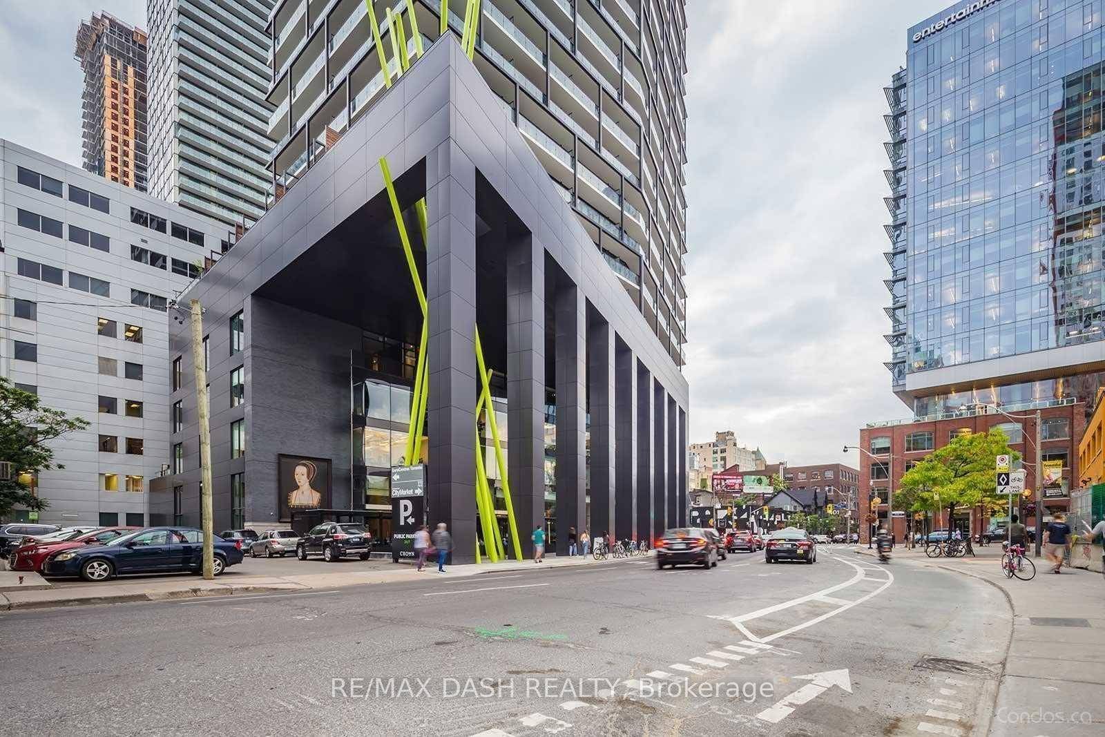 Specious Corner Unit 3 Bedroom With 365 Sqft Huge Balcony In The Heart Of City, Extremely Well Located, All The Bedroom Has Windows.