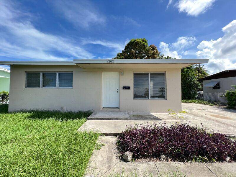 Welcome to this cozy home, from the moment you approach the property, the newly installed roof is immediately noticeable, a testament to the care and attention that has been bestowed ...