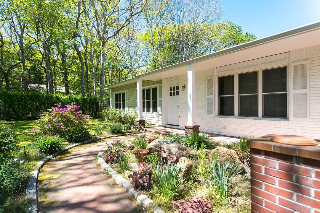 East Hampton Updated Ranch