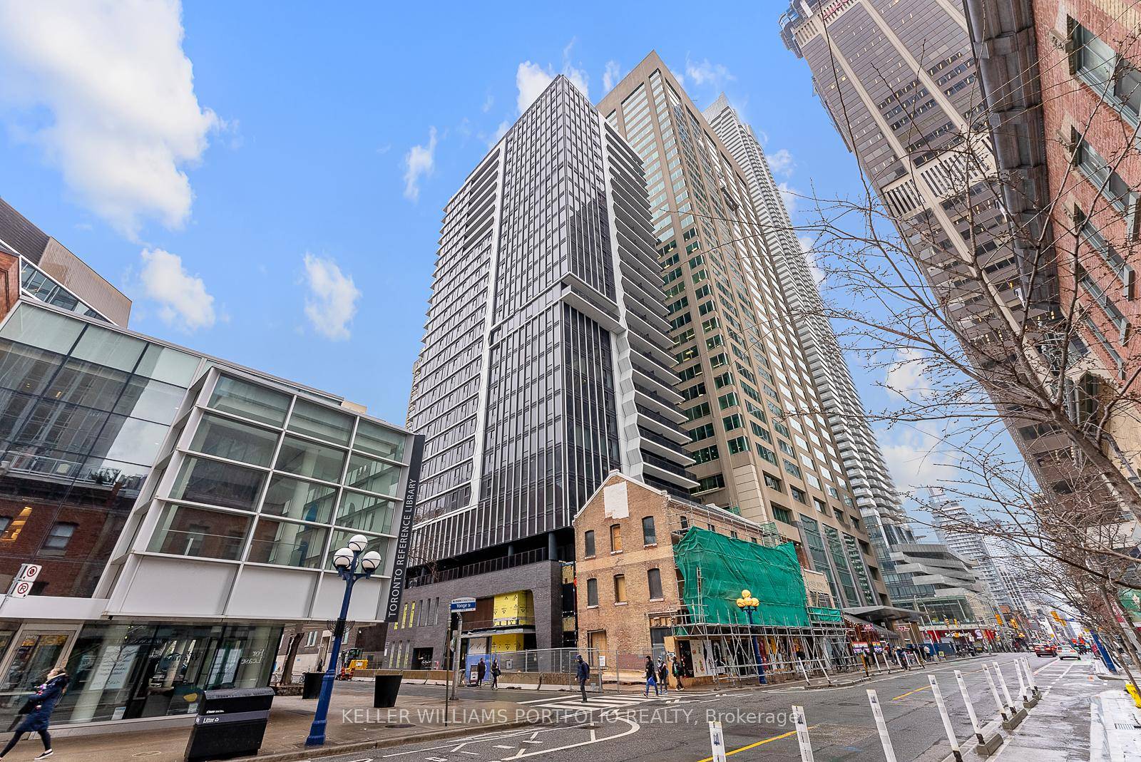 Stunning 1 1 Bedroom, 2 Bathroom Condo never lived in At The Brand New Adagio.