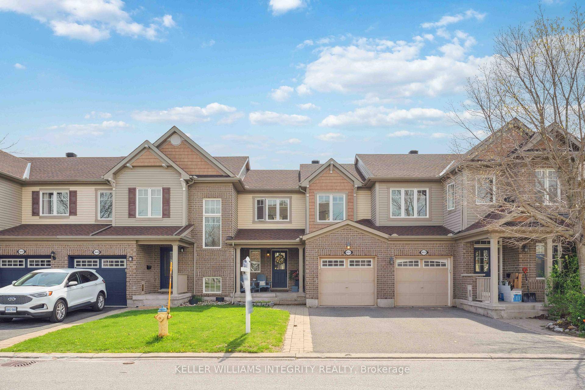 Open House Sun. 2 4pm. Cute as a button completely move in ready !