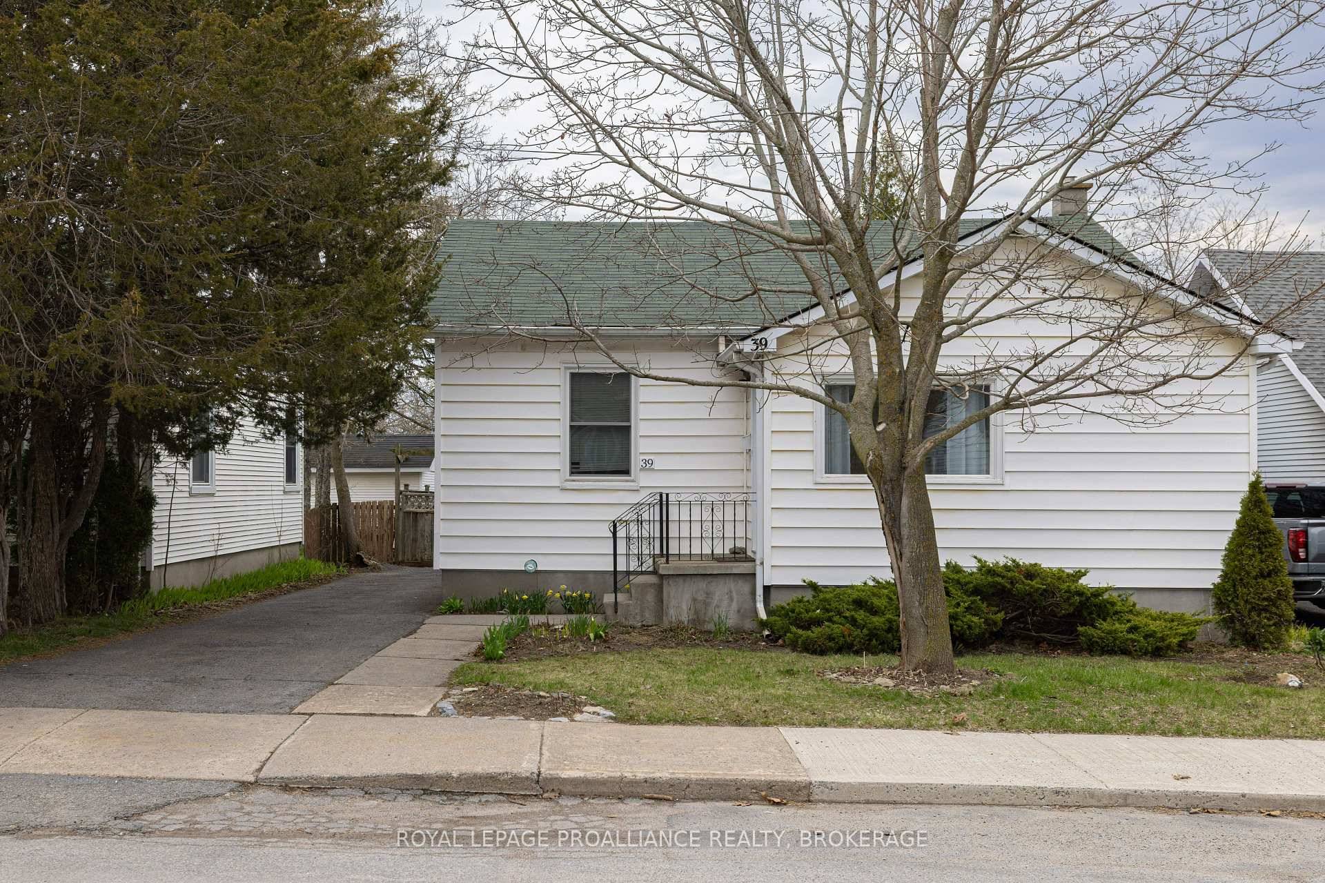 You don't want to miss out on the opportunity to call this affordable property located at 39 Grey Street HOME.