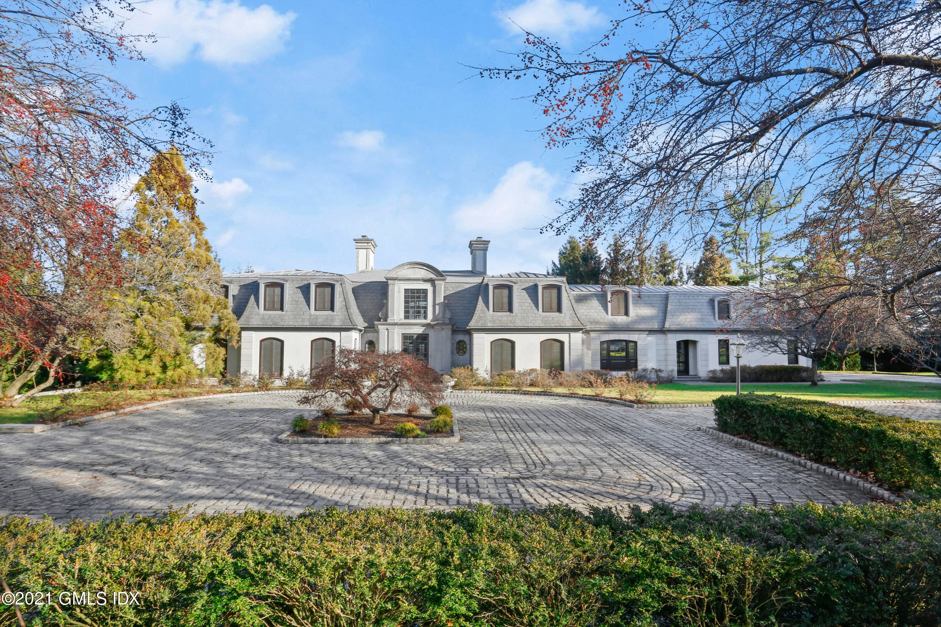 Rare Opportunity ! Exclusive Neighborhood, Best Views, Car Collectors Dream.