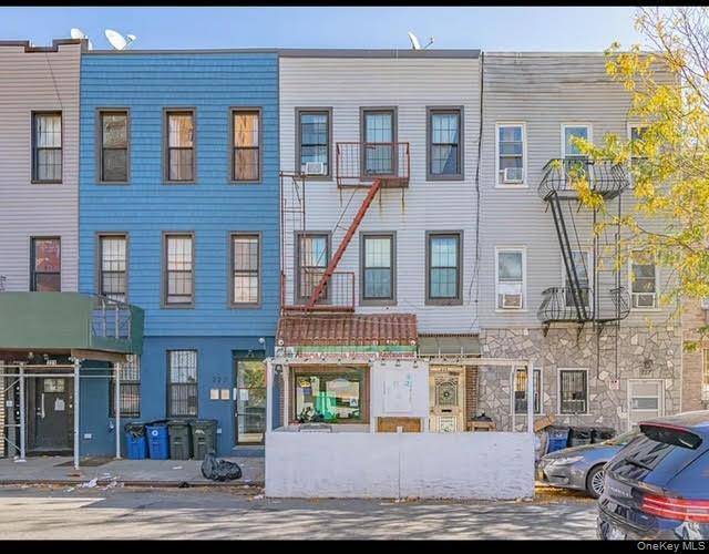 Fantastic opportunity to own a beautifully renovated mixed use triplex property located in the desirable Crown Heights section of Brooklyn.