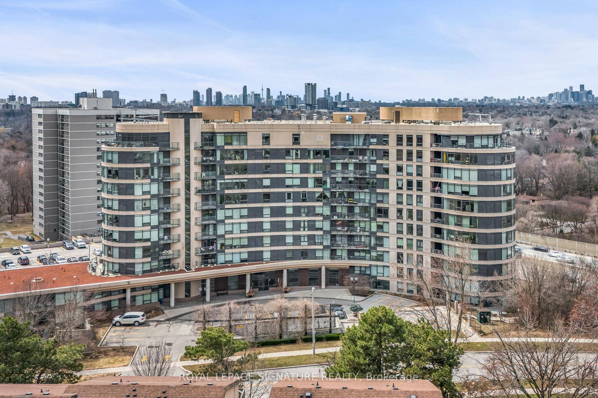 Welcome to the Executive Penthouse at Bellair Gardens !