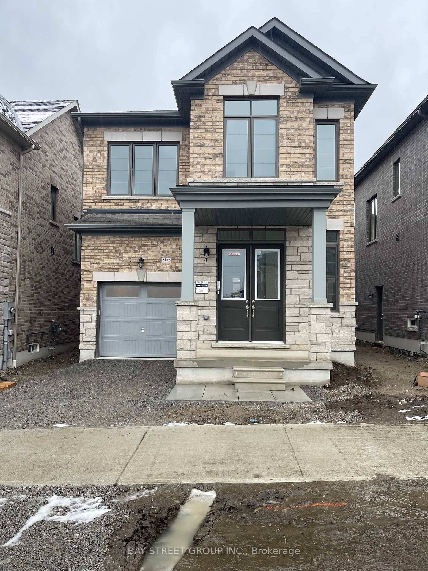 Client Remarks Brand Newly Built 4 Bedroom, 4 Bathroom Home in Seaton Whitevale !