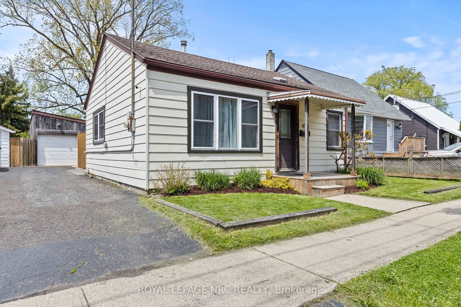 Welcome to this lovely 2 bedroom bungalow thats full of potential !