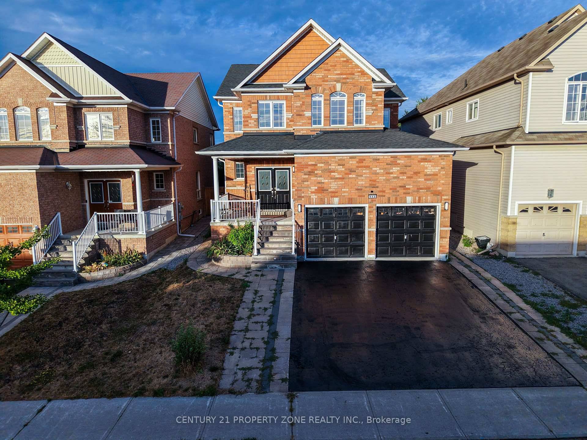 Welcome to this exquisite 4 bedroom, 4 bathroom detached 2 story home in the most desirable and sought after neighborhood of Peterborough.