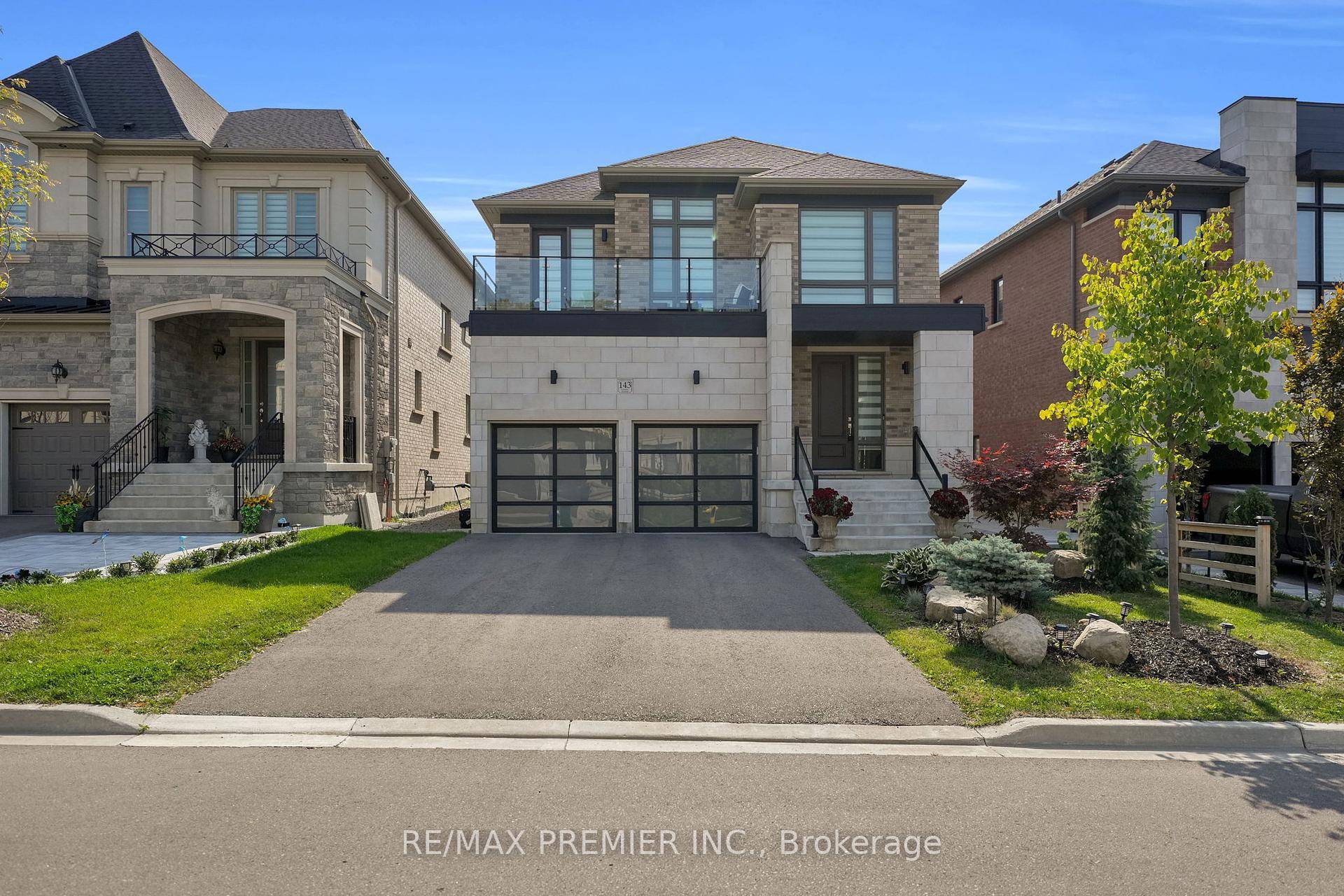 Stylish 4 bedroom home built in 2021, located in the highly sought after Vellore Village community.