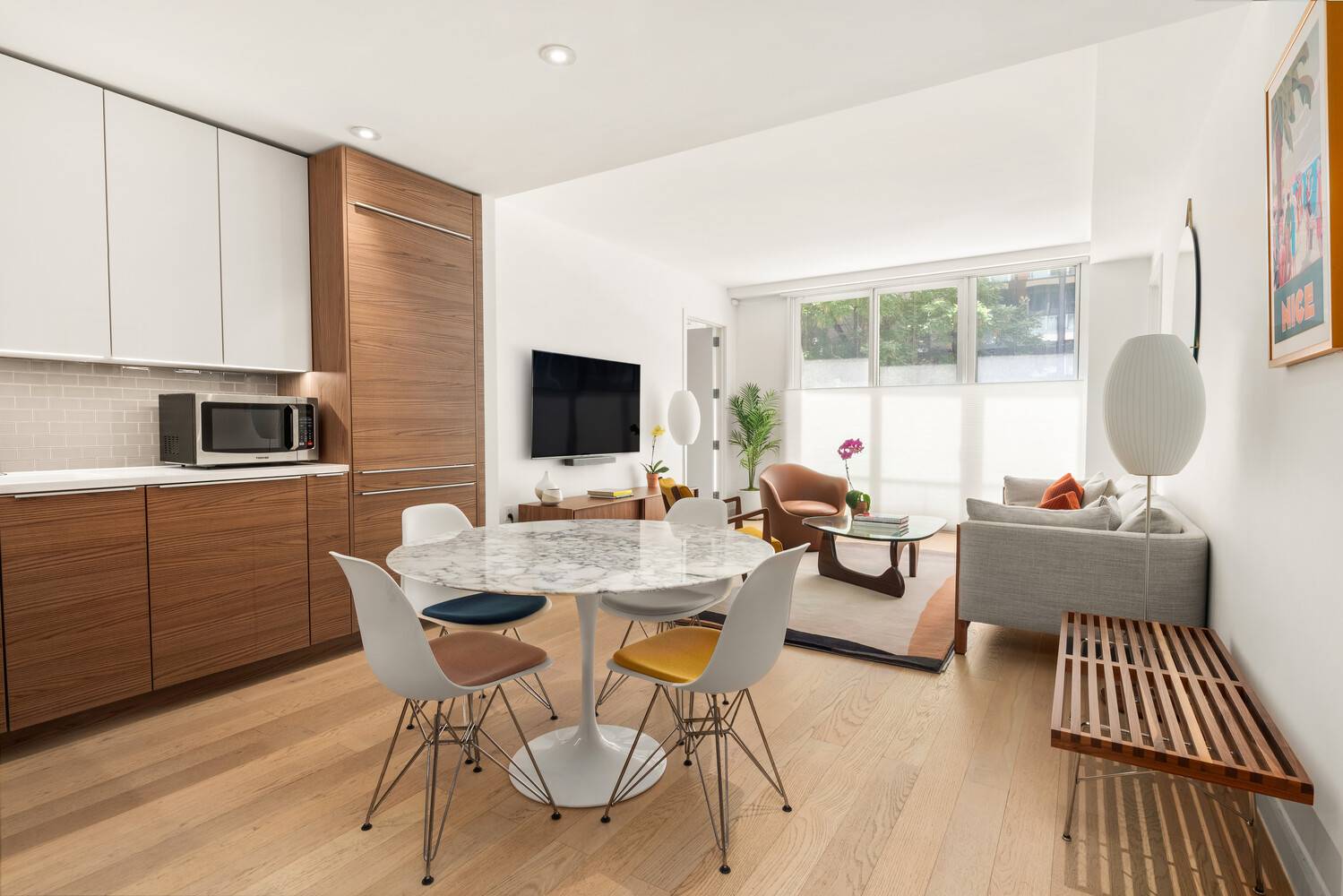 LUXURIOUS FULLY FURNISHED 2Bed 2Bath rental available DECEMBER 1.