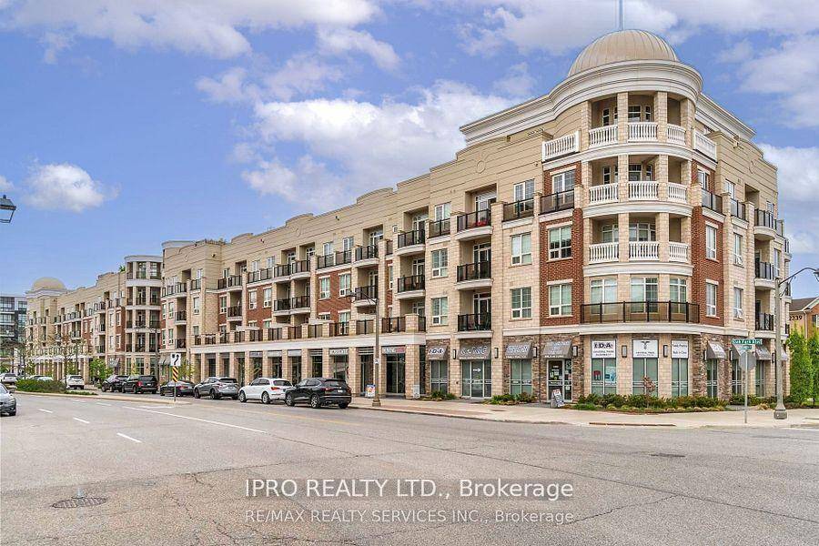 Welcome to this stunning 2 beds amp ; 2 baths, 943 Sqft condo apartment with Parking amp ; Locker nestled in the heart of Oakville Uptown core Area.