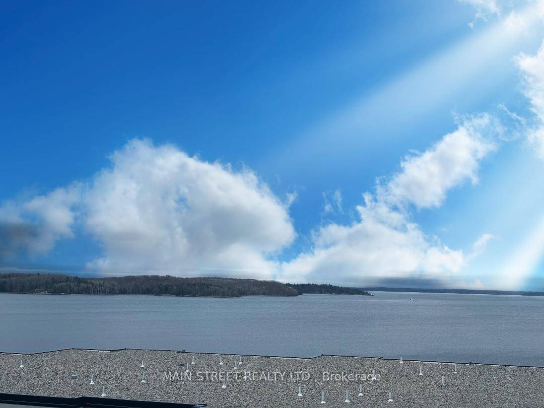 Wake up to panoramic water views and end your days with breathtaking sunsets over Georgian Bay.