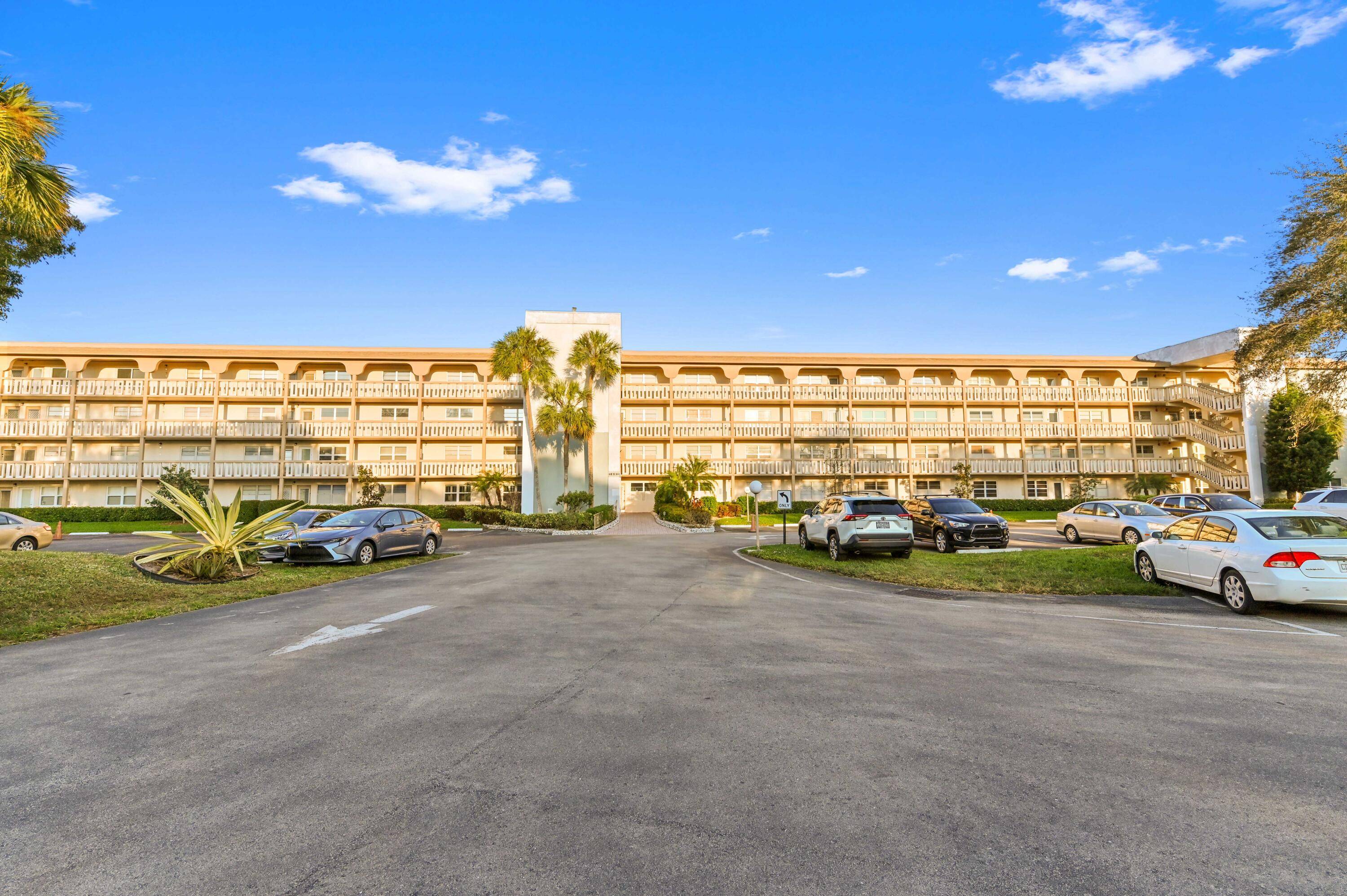 Discover resplendent living at the serene 2802 Victoria Way K4, nestled within the vibrant environment of Coconut Creek, FL in Wynmoor Village A active adult community.