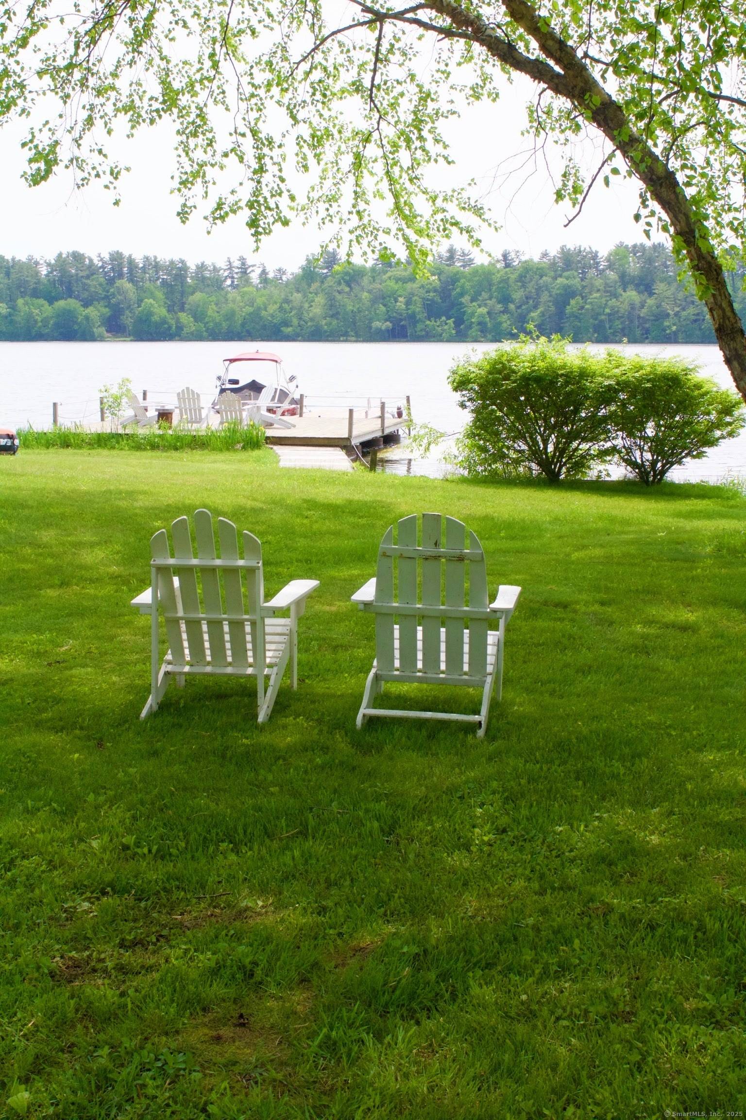 The Lodge on Twin Lakes, located in the picturesque Litchfield Hills of Connecticut, is the ideal summer rental for those seeking a nostalgic and charming lake experience.