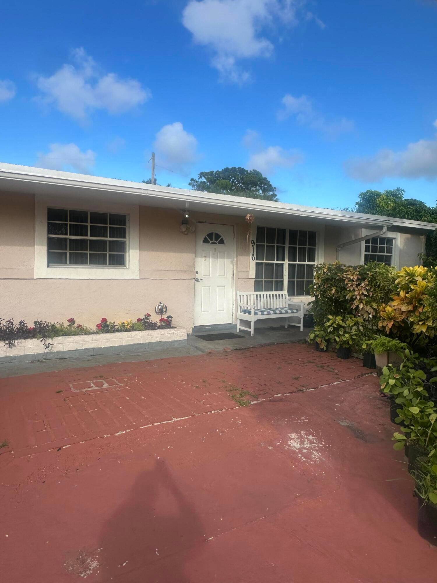 Welcome to this 4 bedroom, 2 bathroom home in the heart of West Palm Beach.