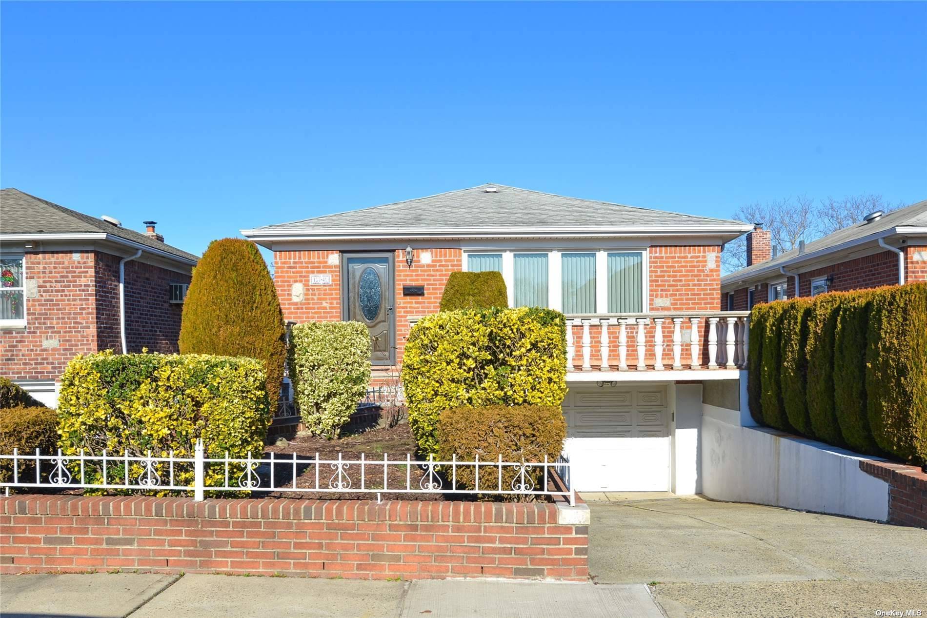 Just arrived perfectly maintained raised ranch in prime Whitestone neighborhood.