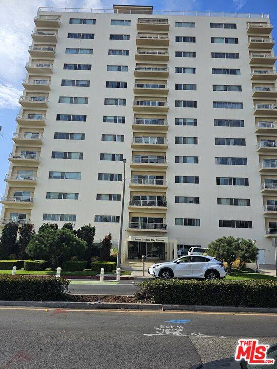 101   California Ave 1BR Santa Monica La