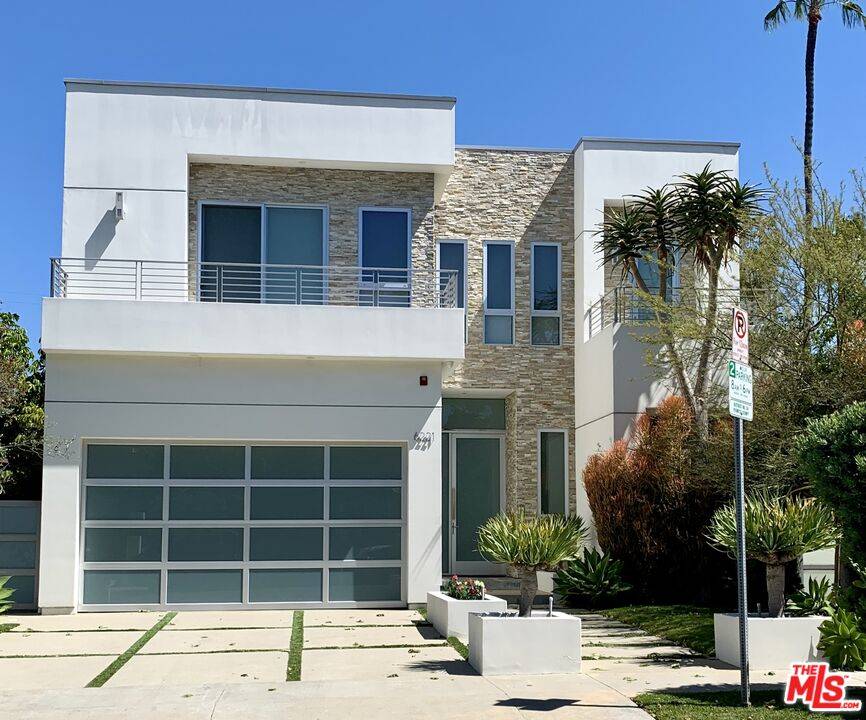 6221   Maryland Dr 4.0 Beverly Grove LA