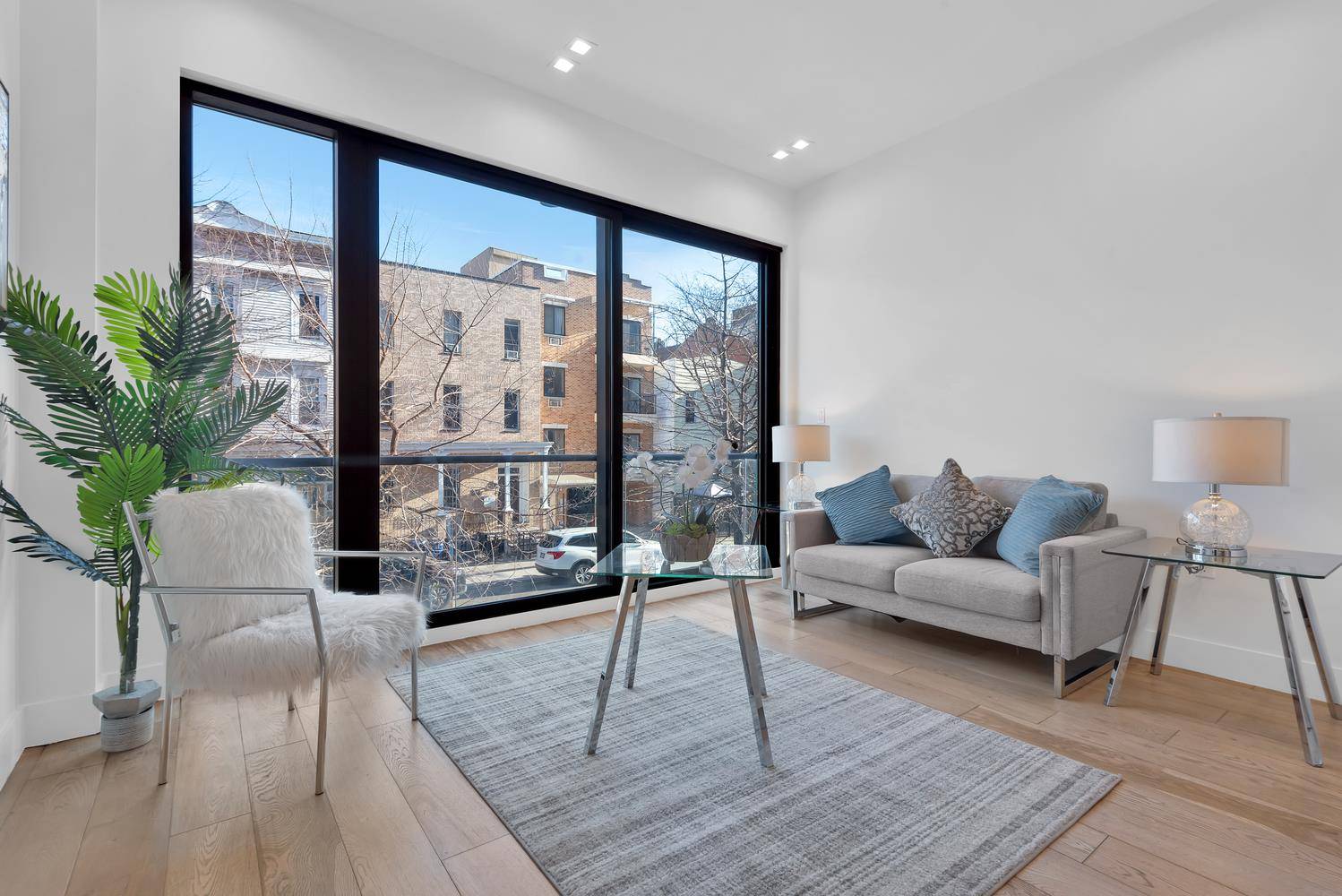 1003 Willoughby Avenue is ideally situated in the heart of Bushwick, one of Brooklyn's most culturally vibrant neighborhoods.