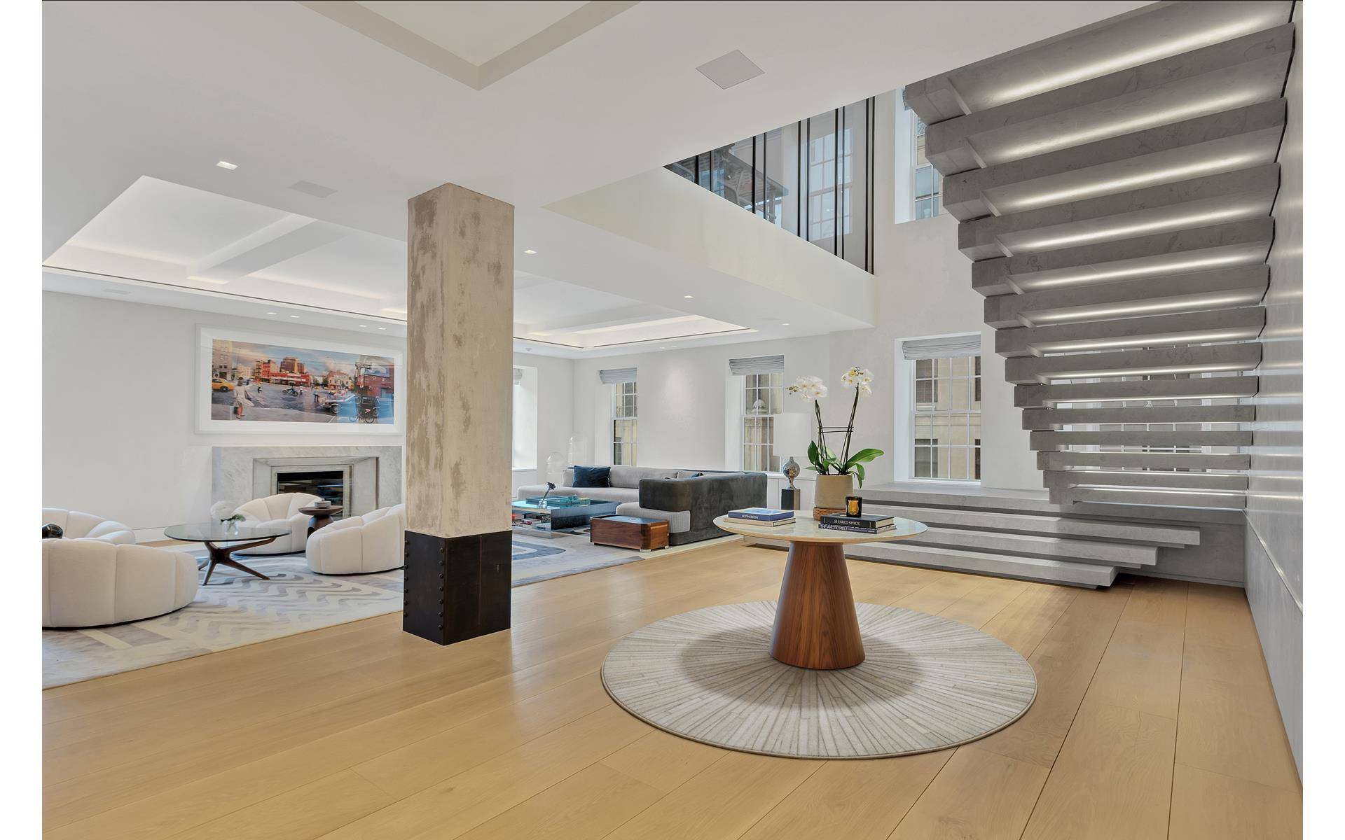 Beautifully renovated Park Avenue duplex with a gracious floorplan allowing for the most elegant living.