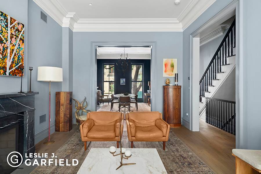 Livable Luxury in Gramercy A Historic Townhouse becomes a modern home.