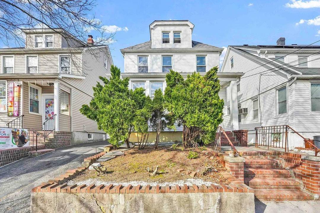 Coming soon... Welcome to this spacious Bayside home offering exceptional potential for both end users and investors.