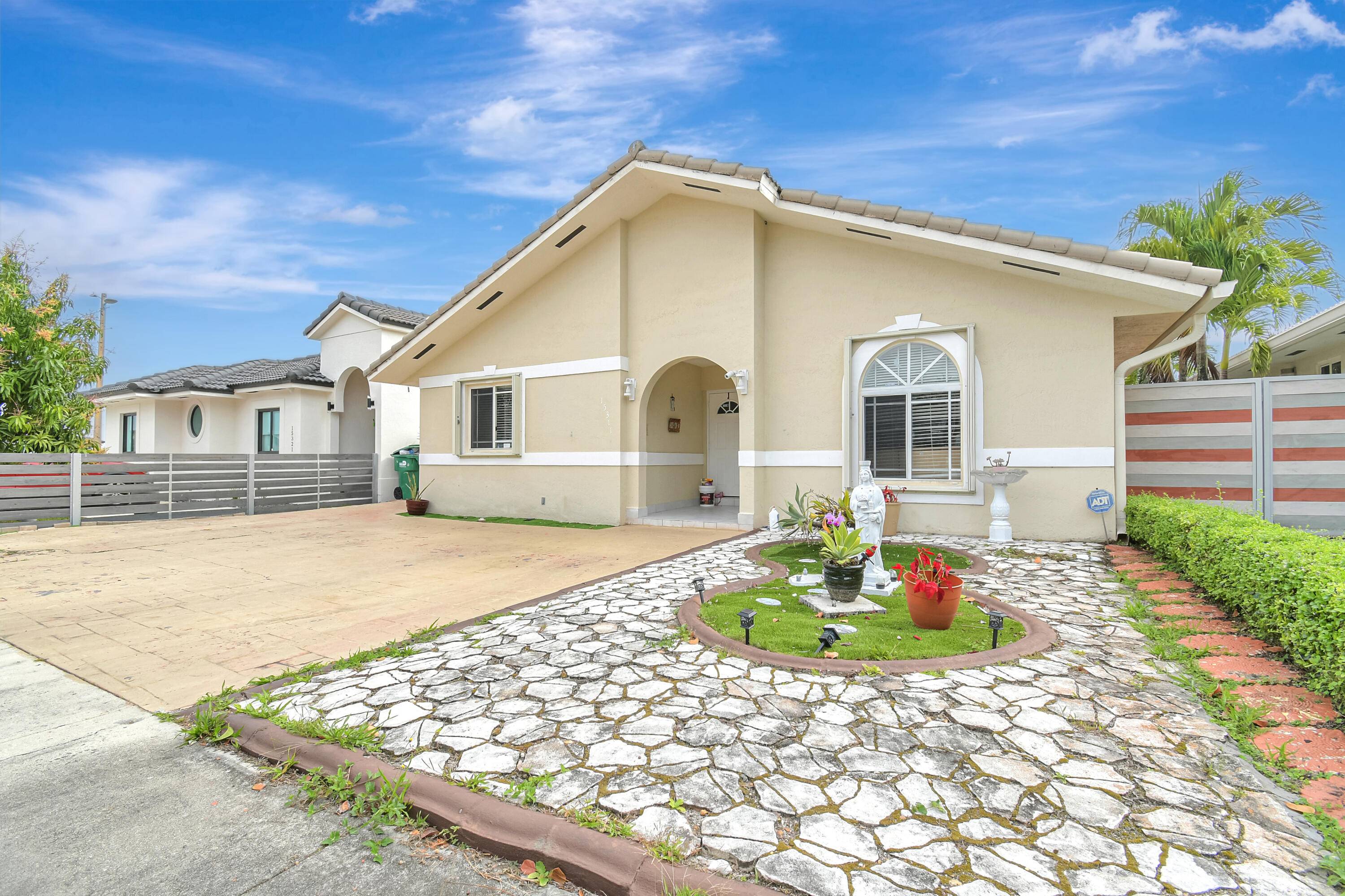 Come see the best that Miami Lakes has to offer.