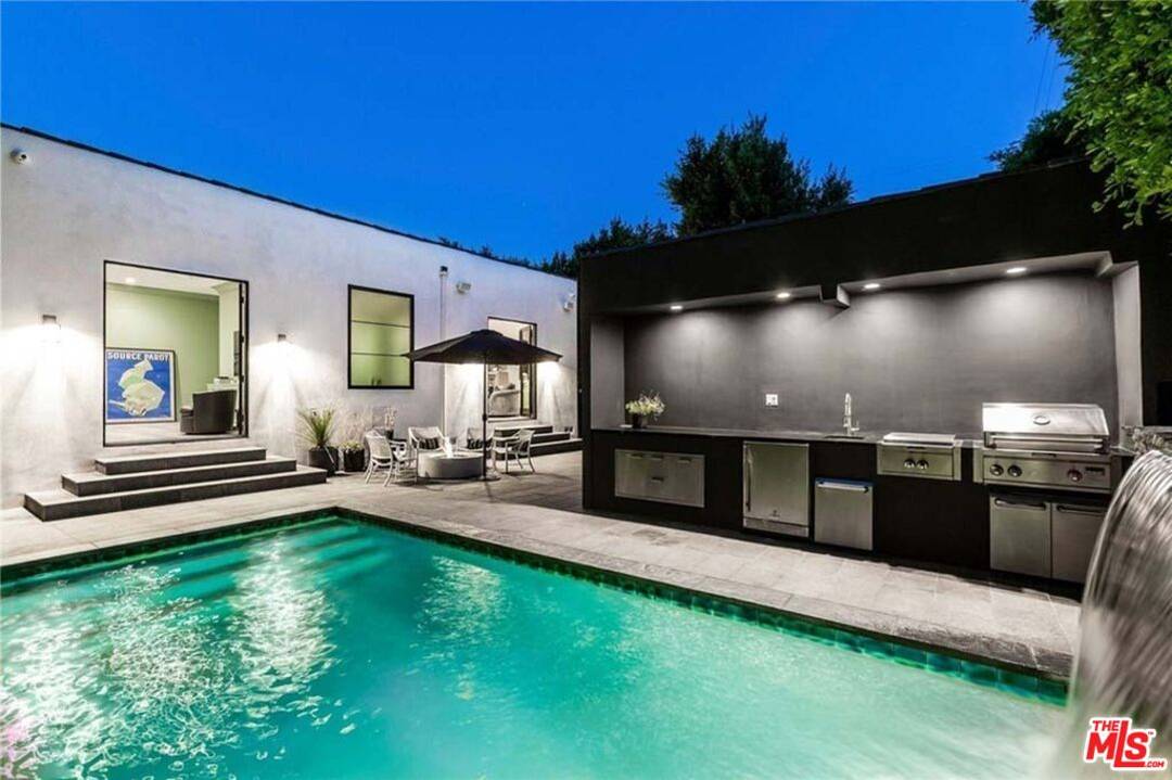 903  N Crescent Heights Blvd 3BR Hollywood Hills East La