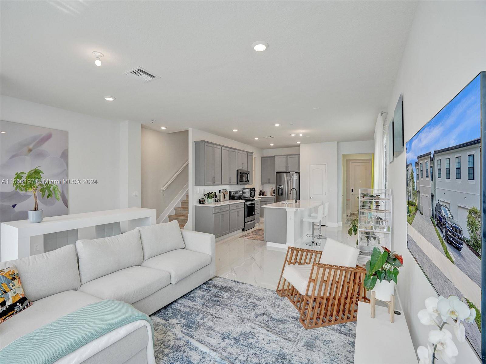Seacrest Townhouse Corner Lot with Water view !